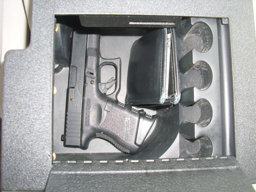 Secure Console / Lockable Center Console Jeep Commander Forum